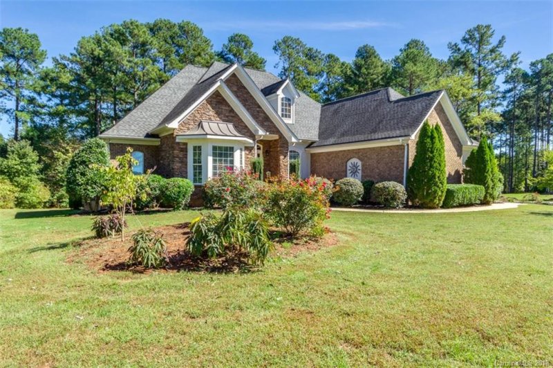 Property image 3 at 149 Isle Of Pines Road, Mooresville, NC 28117