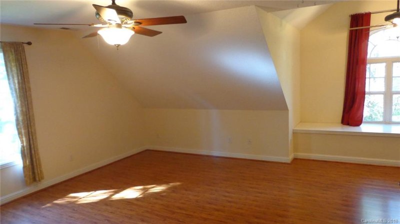 Property image 4 at 14 Wales Street, Asheville, NC 28803