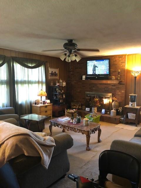 Property image 3 at 2500 Pinoak Drive, Hickory, NC 28602