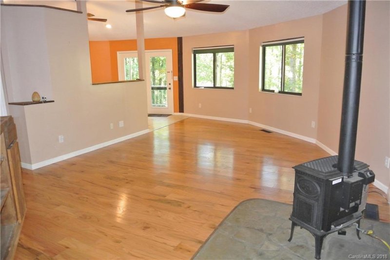 Property image 2 at 78 Bryant Road, Swannanoa, NC 28778