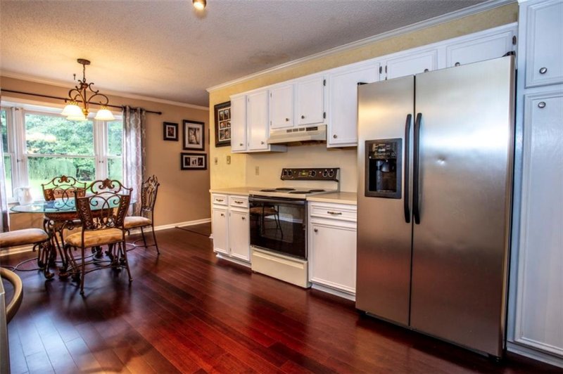 Property image 3 at 1335 31st Street Place, Conover, NC 28613