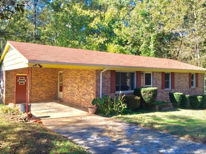 Property image 4 at 703 Ralphs Boulevard, Gastonia, NC 28052