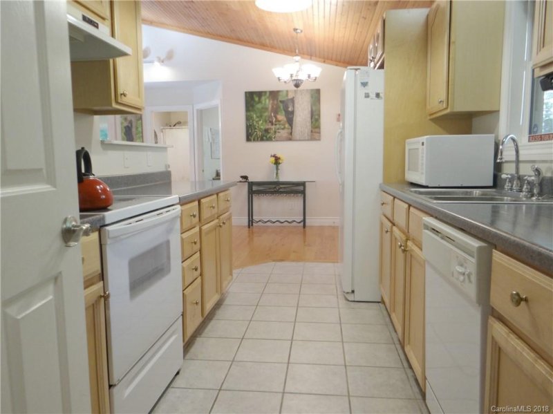 Property image 5 at 206 Dalton Lane, Black Mountain, NC 28711