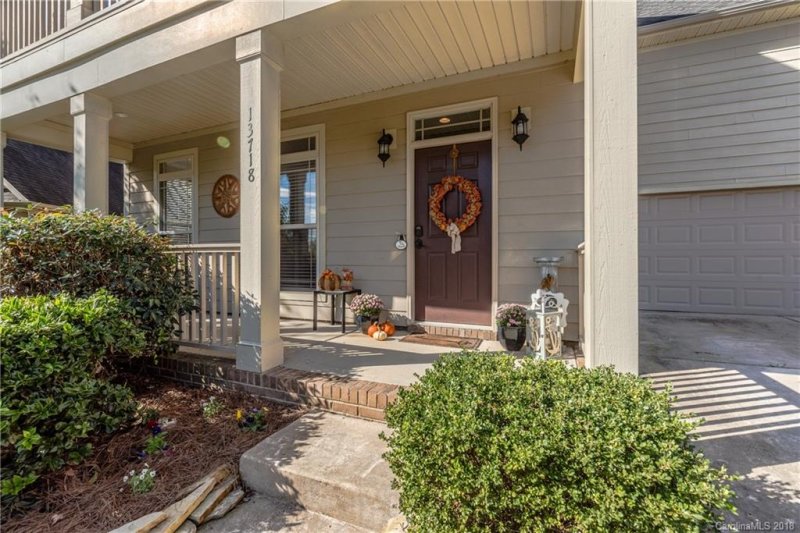 Property image 2 at 13718 Cedar Pond Circle, Huntersville, NC 28078