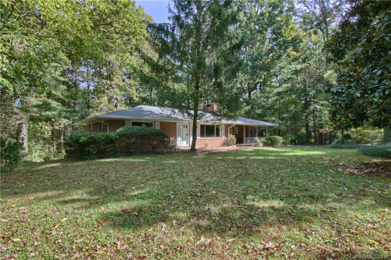 Property image 3 at 130 Rugby Forest Lane, Hendersonville, NC 28791