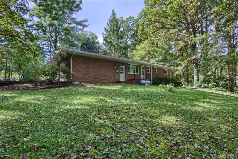 Property image 5 at 130 Rugby Forest Lane, Hendersonville, NC 28791