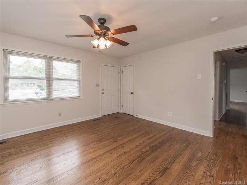 Property image 5 at 4101 Malta Place, Charlotte, NC 28215