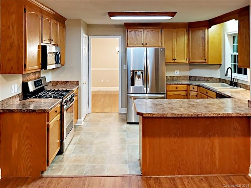 Property image 5 at 815 Tranquil Knoll Lane, York, SC 29745