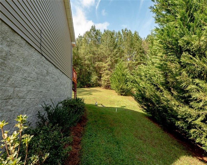 Property image 4 at 1784 Redberry Lane, Conover, NC 28613