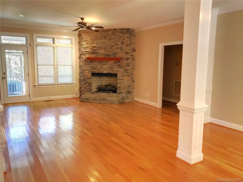 Property image 3 at 121 Kenway Loop, Mooresville, NC 28117