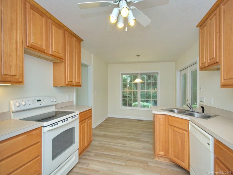 Property image 5 at 193 Allen Paul Drive, Hendersonville, NC 28791