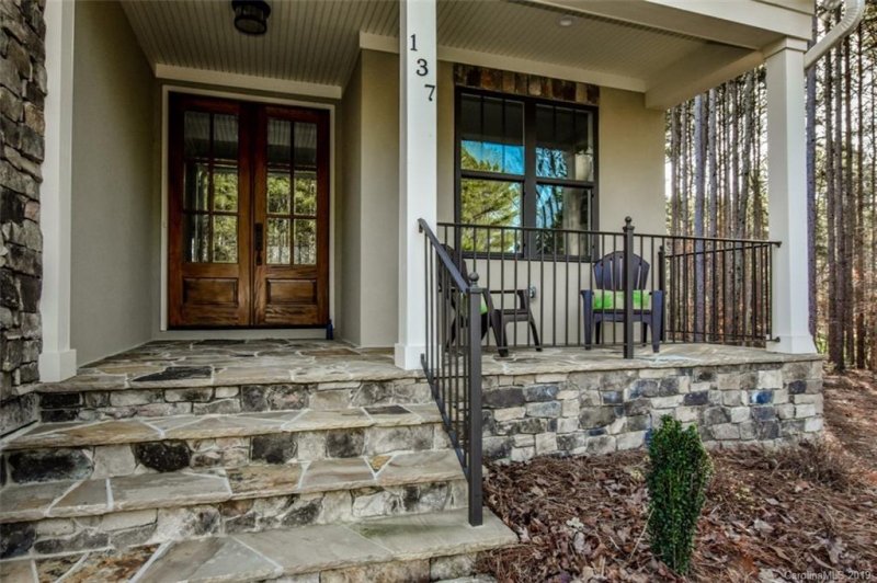 Property image 3 at 137 Deer Run Drive, Troutman, NC 28166