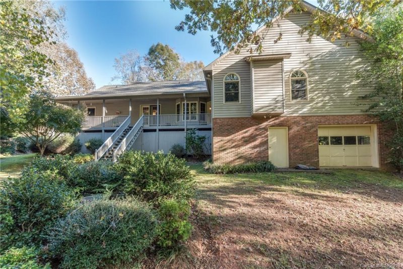 Property image 4 at 406 General Griffith Circle, Rutherfordton, NC 28139