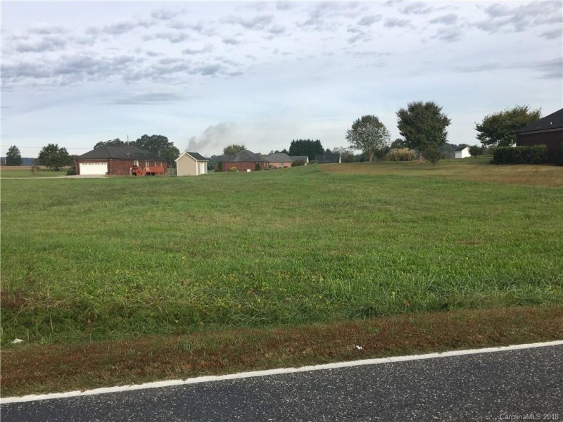 Property image 2 at 3516 Cloninger Road, Dallas, NC 28034