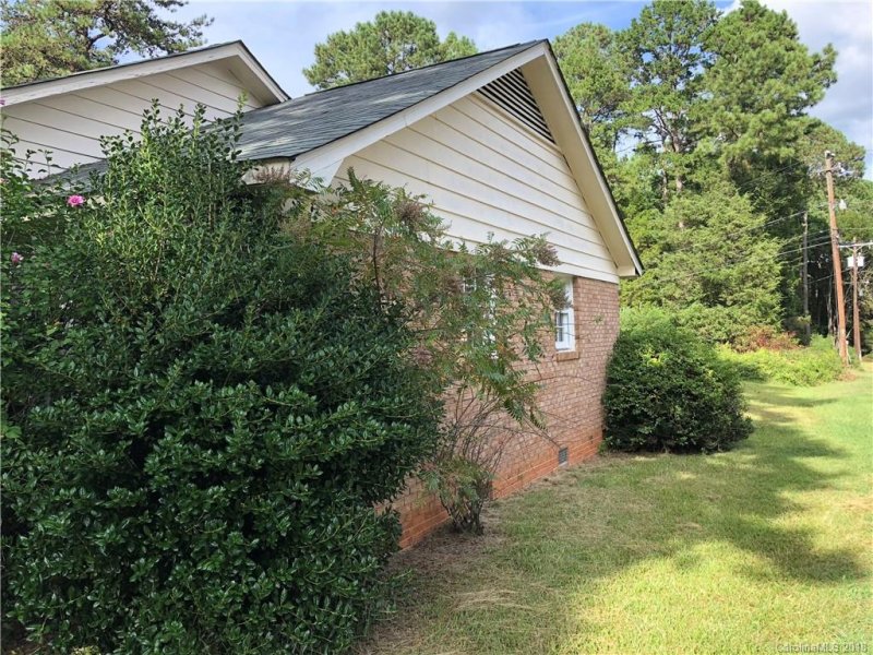 Property image 2 at 13425 Four Oaks Lane, Matthews, NC 28105