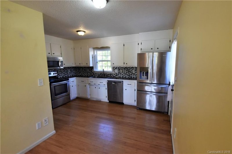 Property image 4 at 950 Arrow Street, Lincolnton, NC 28092