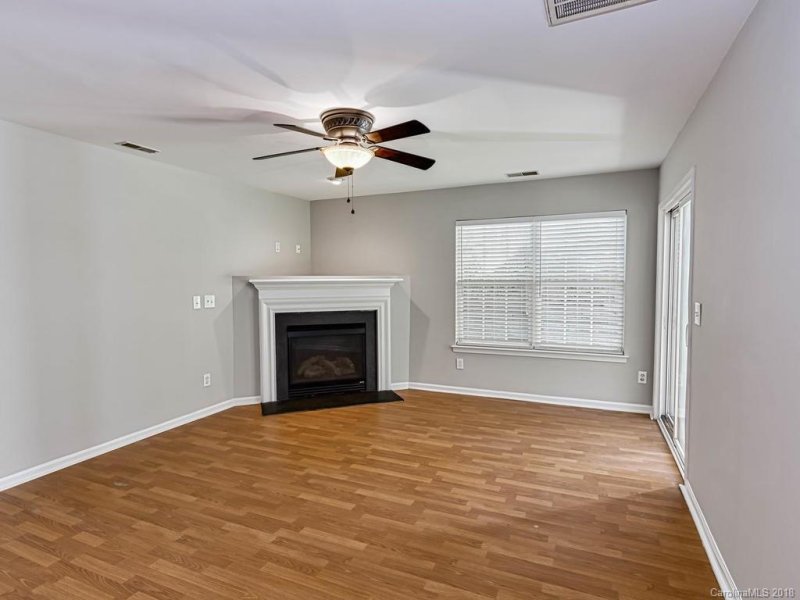 Property image 2 at 516 Jakes Ridge Lane, Mooresville, NC 28115