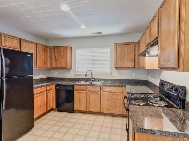 Property image 5 at 516 Jakes Ridge Lane, Mooresville, NC 28115