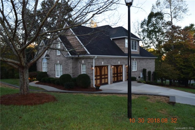 Property image 2 at 1034 Marguerite Drive, Lowell, NC 28098