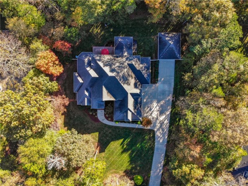 Property image 3 at 832 Savile Lane, Fort Mill, SC 29715