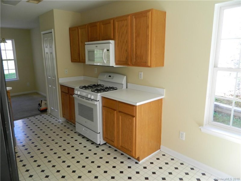 Property image 4 at 2122 Downing Street, Charlotte, NC 28205