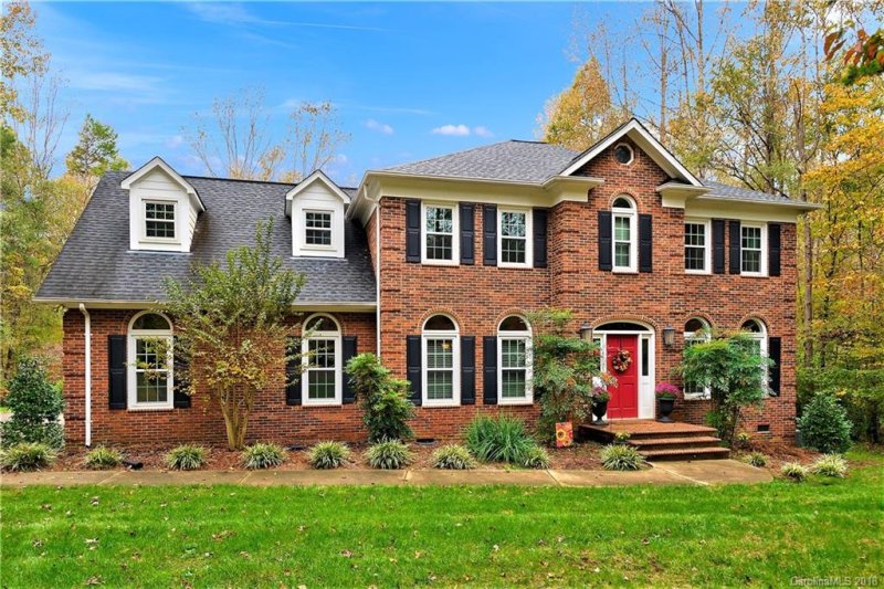 7158 Forest Ridge Road