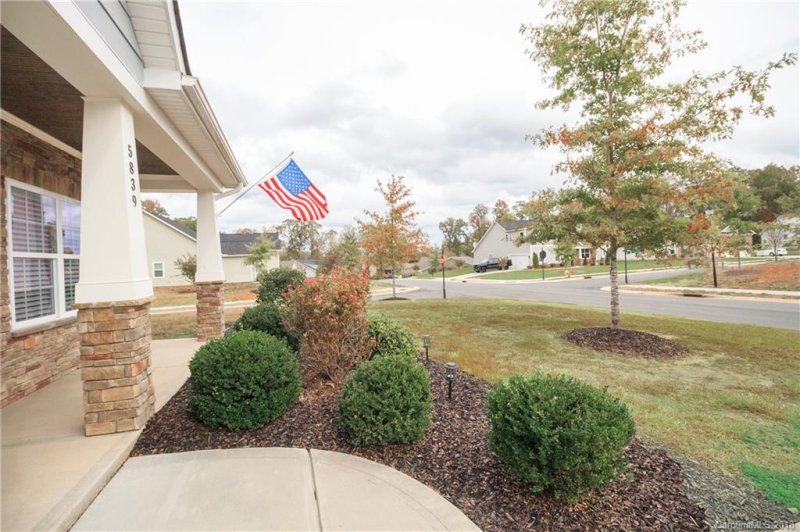 Property image 2 at 5839 Gatekeeper Lane, Mint Hill, NC 28227