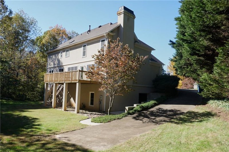 Property image 3 at 133 37th Avenue Place, Hickory, NC 28601