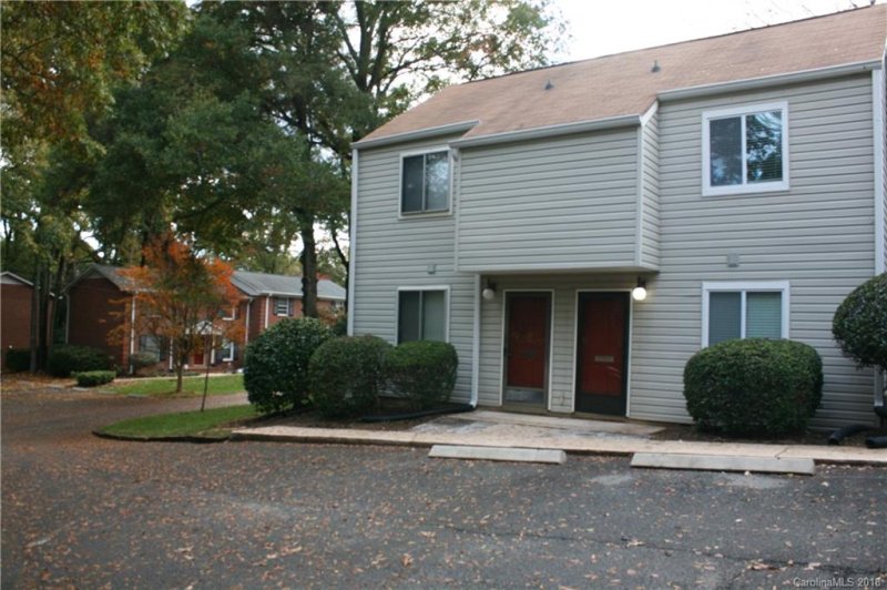 Property image 2 at 951 Hollywood Street, Charlotte, NC 28211