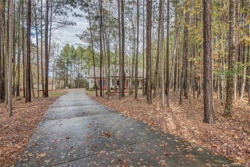 Property image 3 at 9060 Wagon Trail, Lincolnton, NC 28092