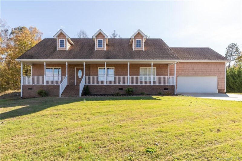 Property image 2 at 2304 Paraham Road, York, SC 29745