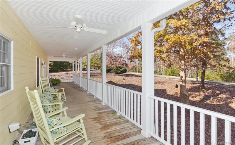 Property image 3 at 238 Sweetbriar Road, Lake Lure, NC 28746