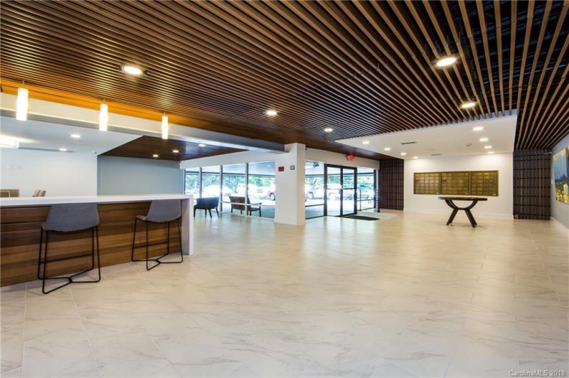 Property image 2 at 1323 Queens Road, Charlotte, NC 28207