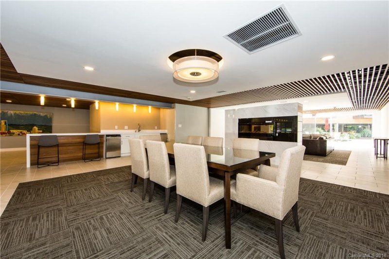 Property image 5 at 1323 Queens Road, Charlotte, NC 28207