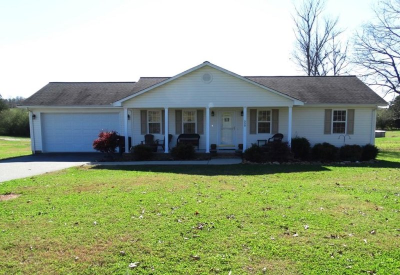 550 Stable Brook Lane