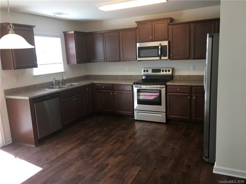 Property image 3 at 5422 Park Brook Drive, Charlotte, NC 28269