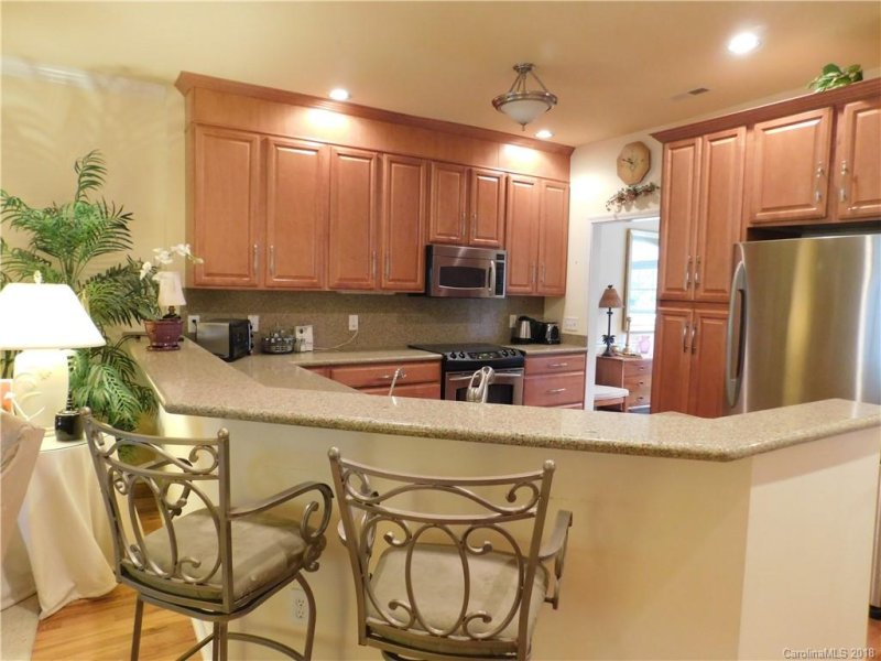 Property image 4 at 77 Victoria Park Drive, Hendersonville, NC 28792