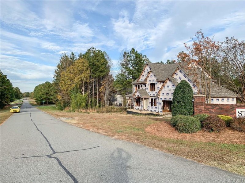 Property image 5 at 5000 Stockbridge Drive, Mount Holly, NC 28120