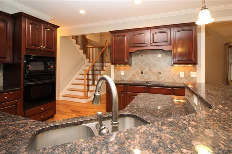 Property image 4 at 298 Mccrary Road, Mooresville, NC 28117