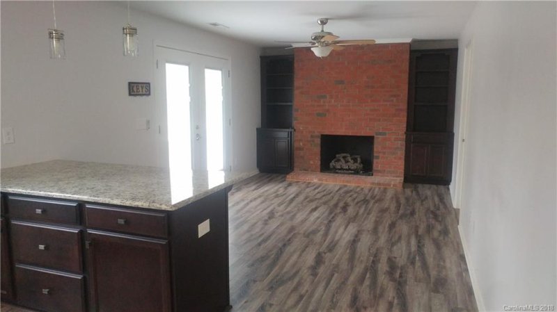 Property image 4 at 3025 Courtland Drive, Gastonia, NC 28056