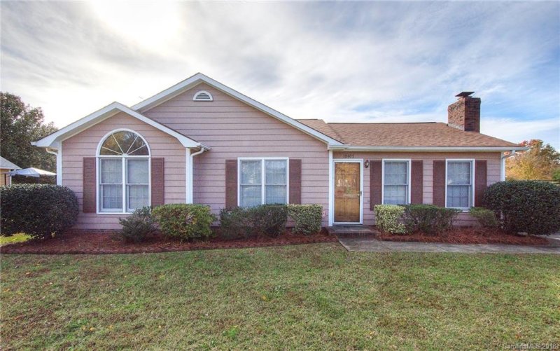 Property image 3 at 10407 Telscombe Court, Charlotte, NC 28273