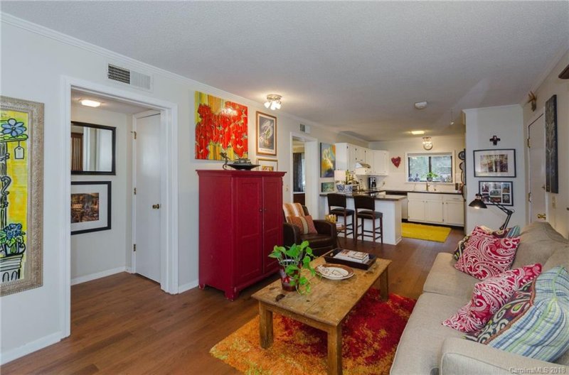 Property image 2 at 33 Lake Drive, Laurel Park, NC 28739