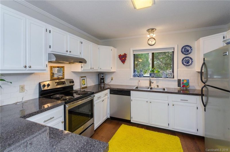 Property image 4 at 33 Lake Drive, Laurel Park, NC 28739