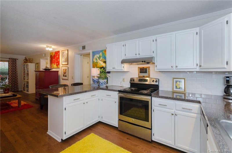 Property image 5 at 33 Lake Drive, Laurel Park, NC 28739