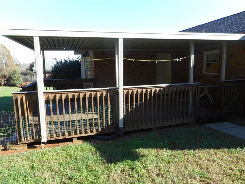 Property image 5 at 1345 31st Street Place, Conover, NC 28613