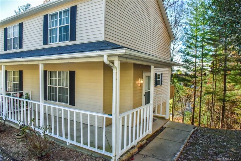 146 Rocking Porch Ridge