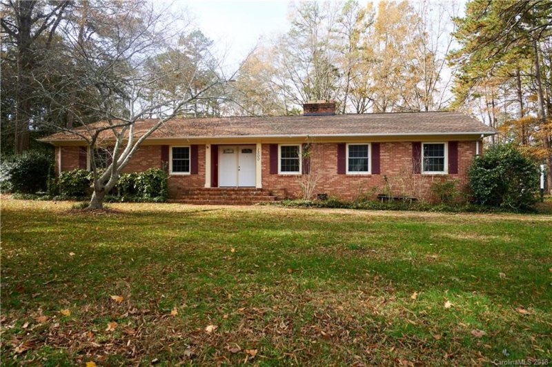 1300 Burtonwood Circle