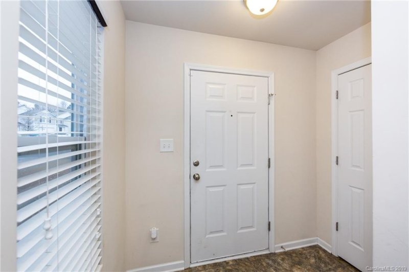 Property image 5 at 5919 Fazenda Drive, Charlotte, NC 28214