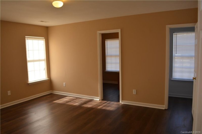 Property image 2 at 3530 Crestridge Drive, Charlotte, NC 28217