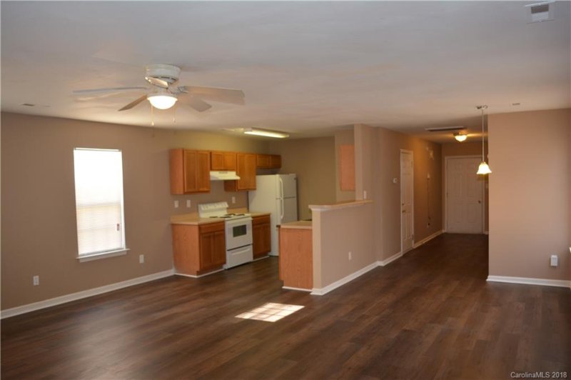 Property image 4 at 3530 Crestridge Drive, Charlotte, NC 28217